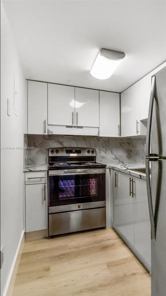 4855 NW 7th Street Miami FL 33126