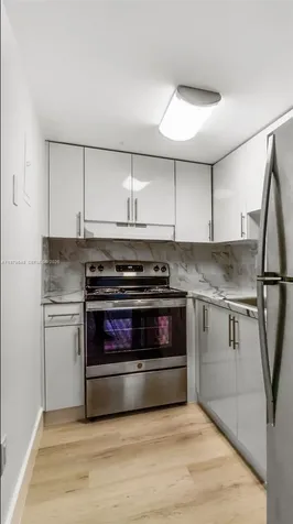 4855 NW 7th Street Miami FL 33126