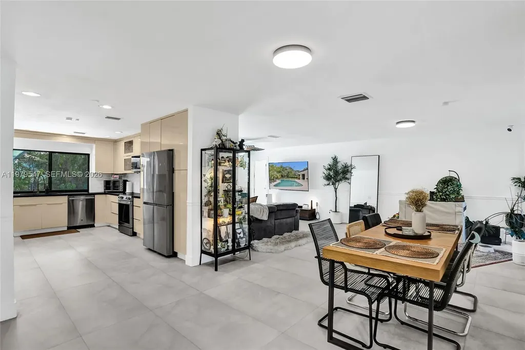 1451 NW 81st Avenue Coral Springs FL 33071