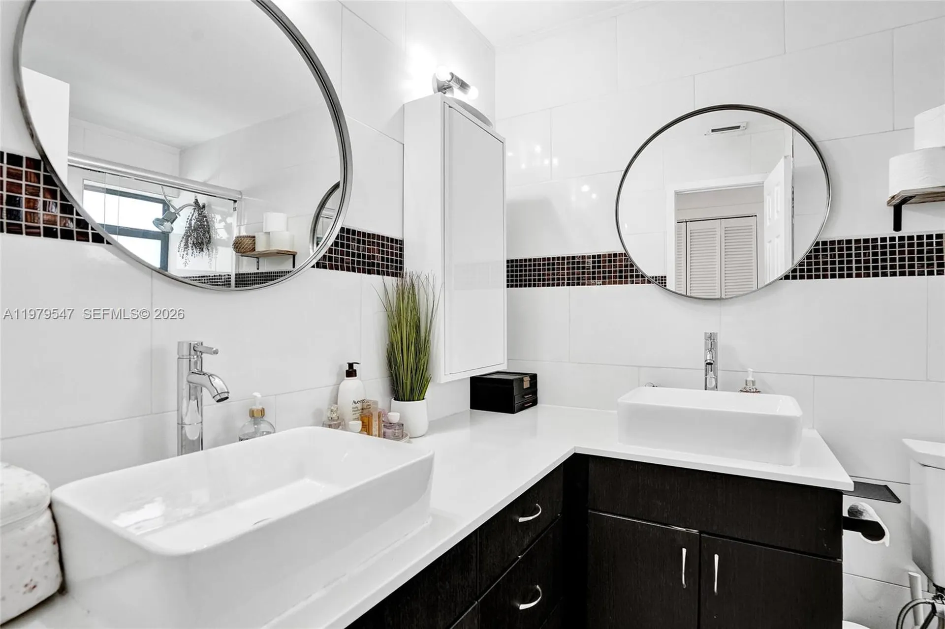 1451 NW 81st Avenue Coral Springs FL 33071