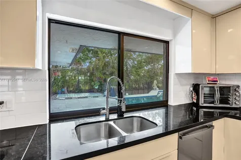 1451 NW 81st Avenue Coral Springs FL 33071