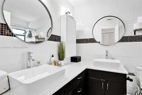 1451 NW 81st Avenue Coral Springs FL 33071