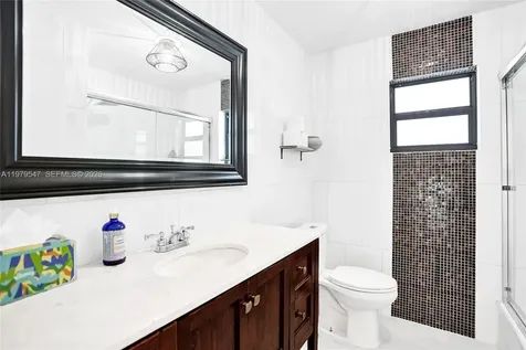 1451 NW 81st Avenue Coral Springs FL 33071