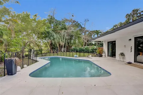 1451 NW 81st Avenue Coral Springs FL 33071