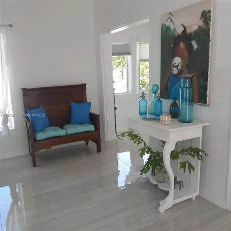 6910 Rue Notre Dame Miami Beach FL 33141