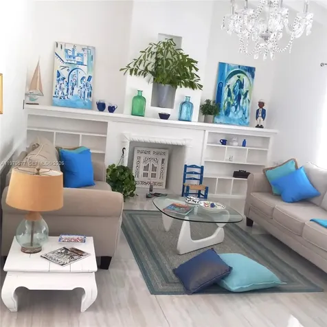 6910 Rue Notre Dame Miami Beach FL 33141