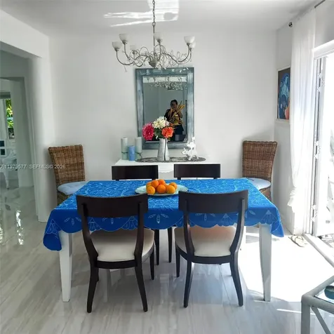 6910 Rue Notre Dame Miami Beach FL 33141