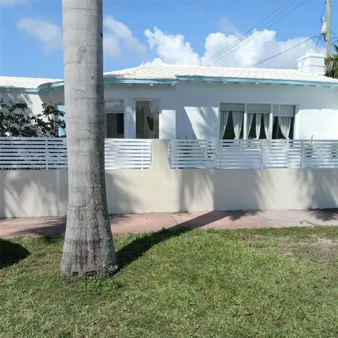 6910 Rue Notre Dame Miami Beach FL 33141