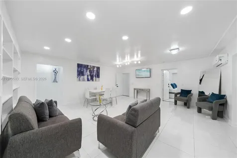 1761 SW 14th Street Miami FL 33145