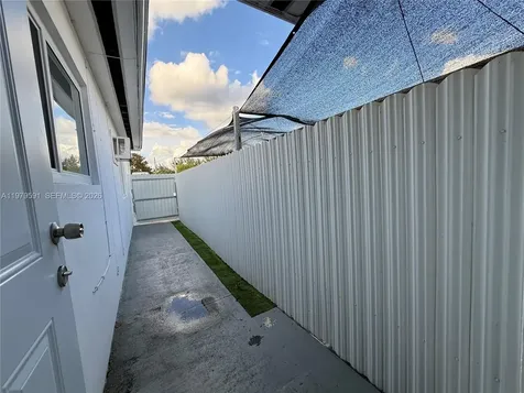 7550 NW 2nd Terrace Miami FL 33126