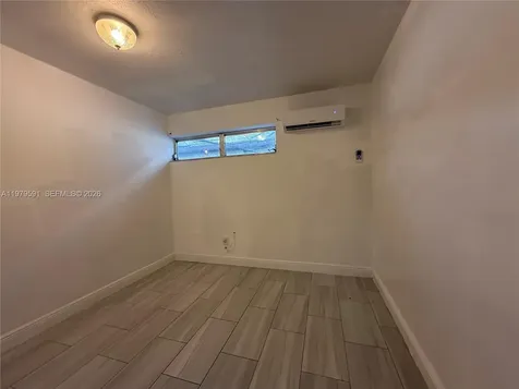 7550 NW 2nd Terrace Miami FL 33126