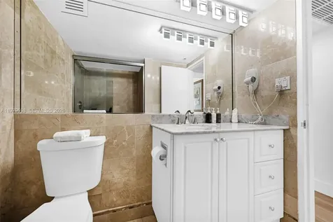 5225 Collins Avenue Miami Beach FL 33140