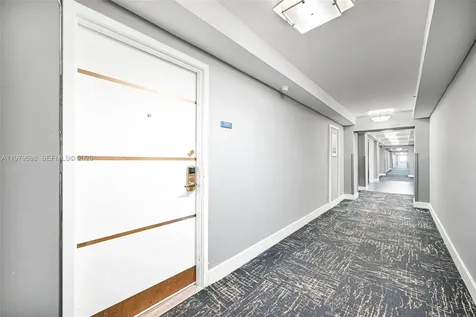 5225 Collins Avenue Miami Beach FL 33140