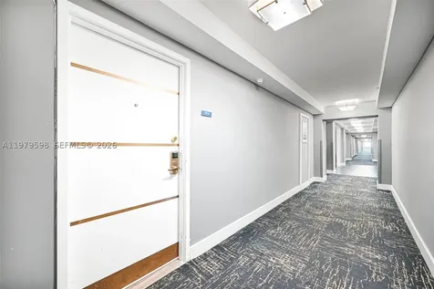 5225 Collins Avenue Miami Beach FL 33140