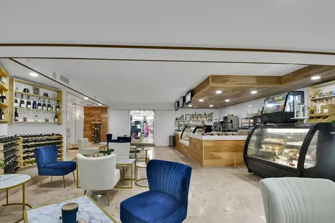 5225 Collins Avenue Miami Beach FL 33140
