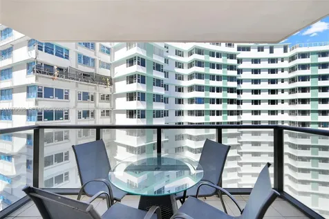 5225 Collins Avenue Miami Beach FL 33140