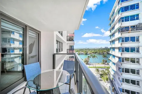 5225 Collins Avenue Miami Beach FL 33140