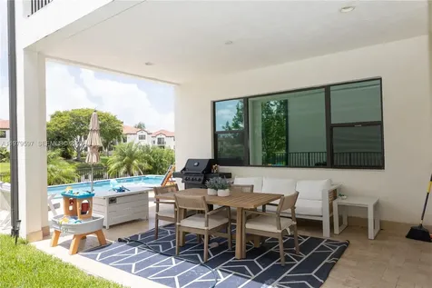 11826 SW 13th Court Pembroke Pines FL 33025