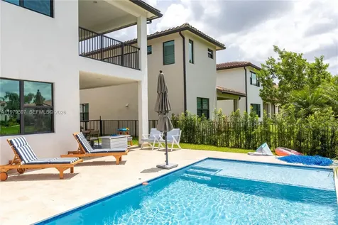 11826 SW 13th Court Pembroke Pines FL 33025