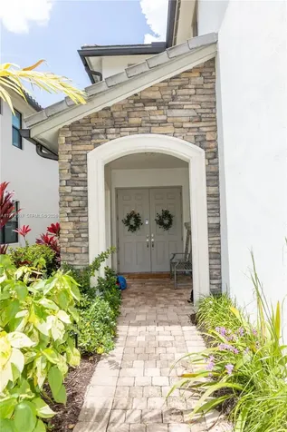 11826 SW 13th Court Pembroke Pines FL 33025