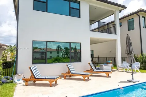 11826 SW 13th Court Pembroke Pines FL 33025