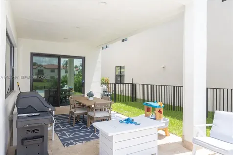 11826 SW 13th Court Pembroke Pines FL 33025
