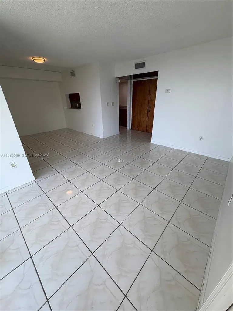 11800 SW 18th Street Miami FL 33175