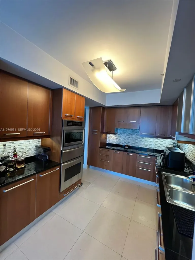 3101 S Ocean Drive Hollywood FL 33019