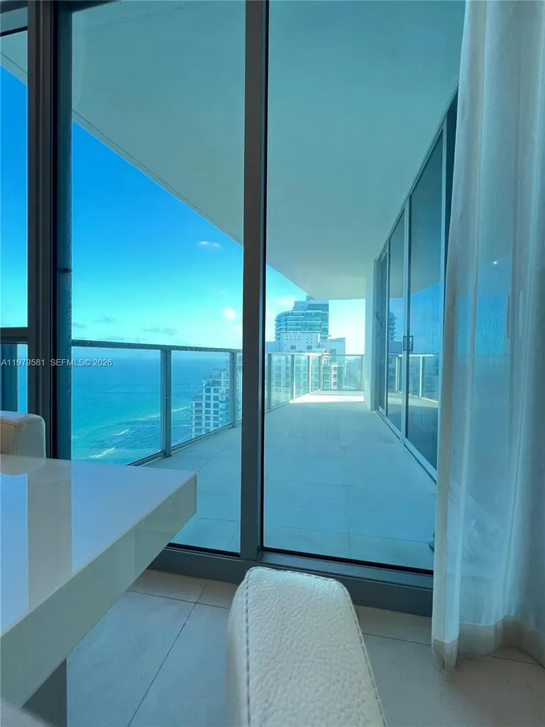 3101 S Ocean Drive Hollywood FL 33019