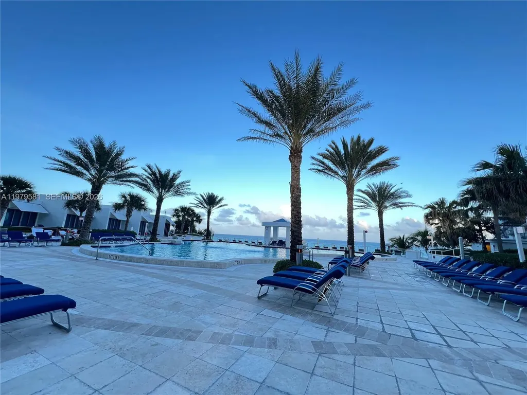 3101 S Ocean Drive Hollywood FL 33019