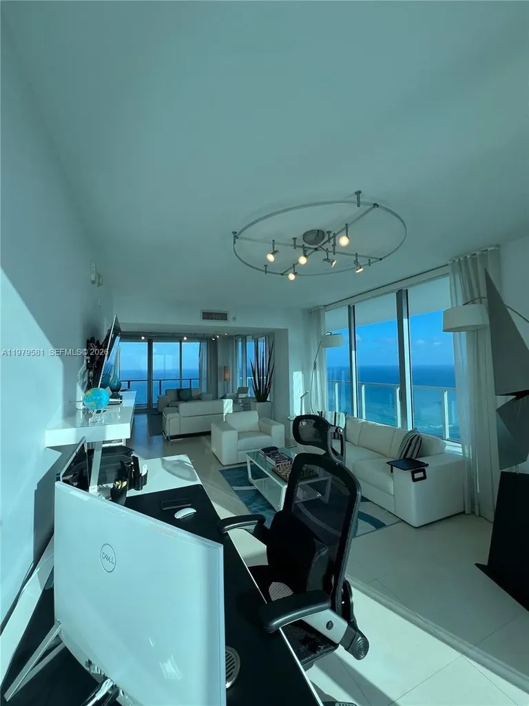3101 S Ocean Drive Hollywood FL 33019