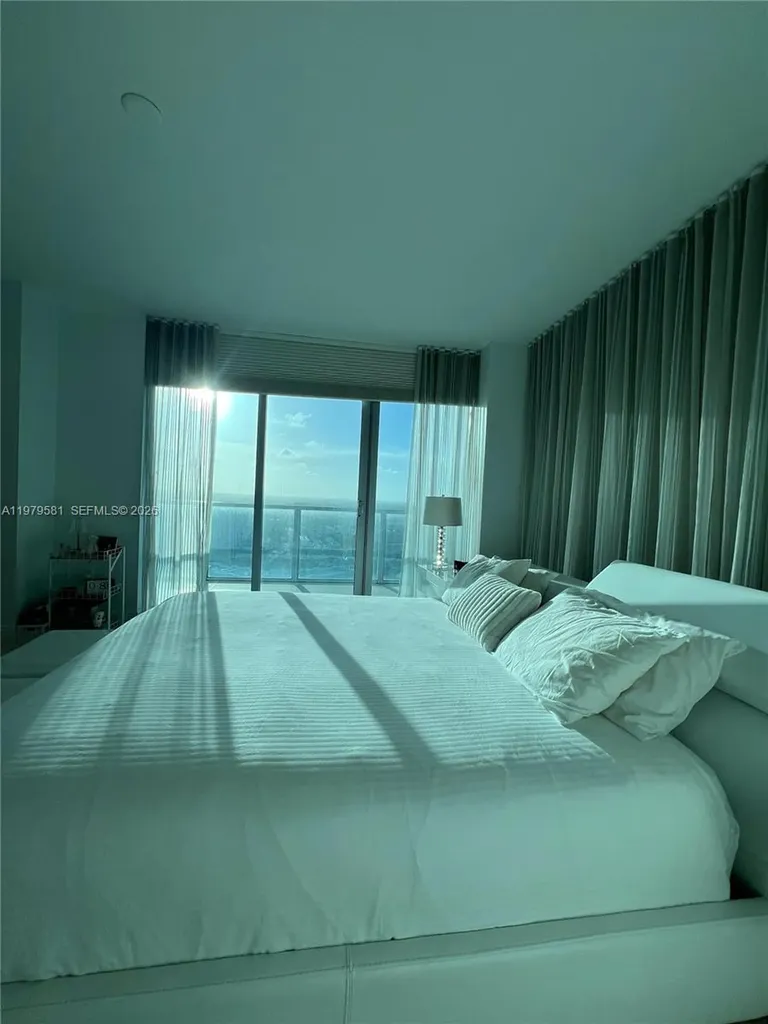 3101 S Ocean Drive Hollywood FL 33019