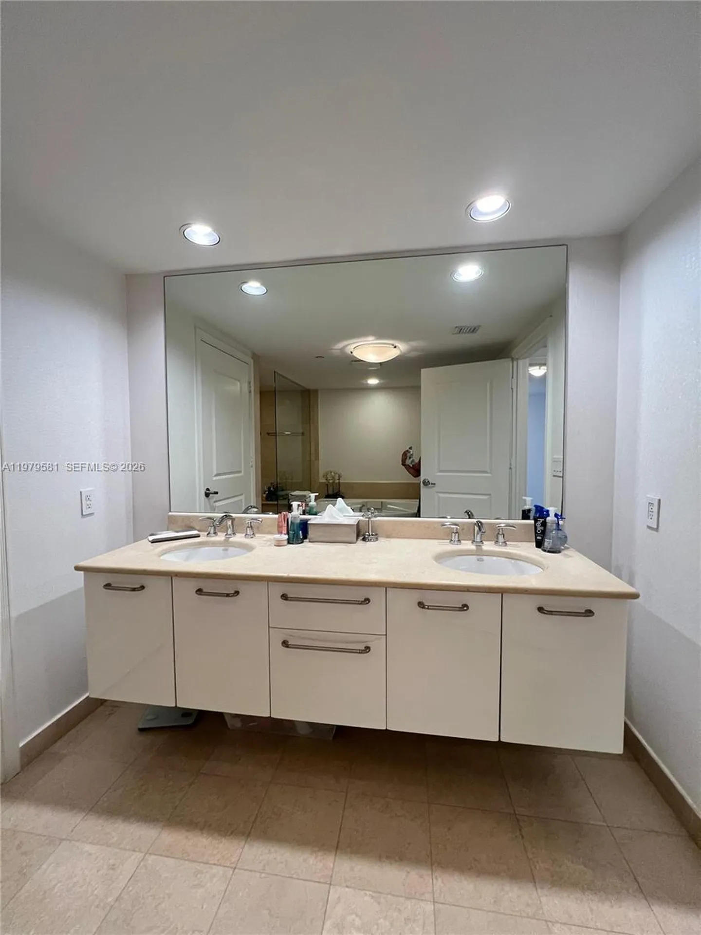 3101 S Ocean Drive Hollywood FL 33019