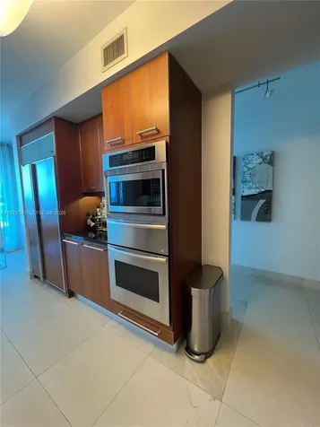 3101 S Ocean Drive Hollywood FL 33019