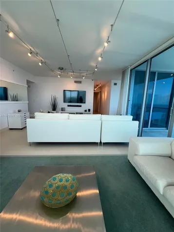 3101 S Ocean Drive Hollywood FL 33019