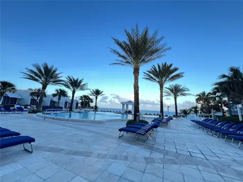 3101 S Ocean Drive Hollywood FL 33019