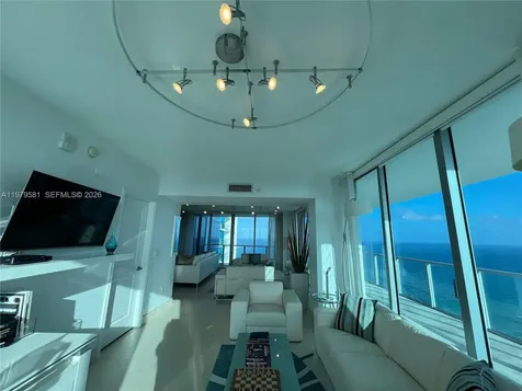 3101 S Ocean Drive Hollywood FL 33019