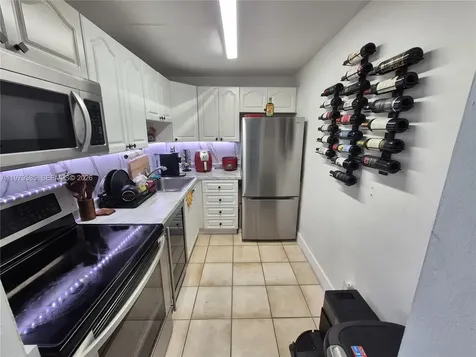 8405 NW 8th Street Miami FL 33126