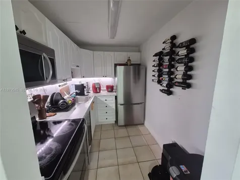 8405 NW 8th Street Miami FL 33126