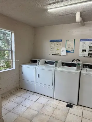 8405 NW 8th Street Miami FL 33126