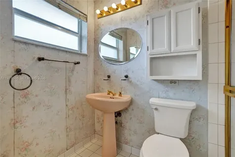 19830 SW 92nd Avenue Cutler Bay FL 33157
