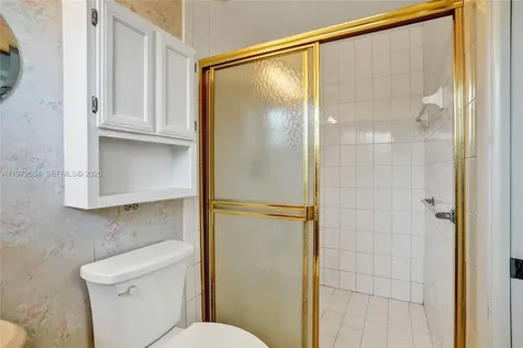 19830 SW 92nd Avenue Cutler Bay FL 33157