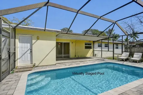19830 SW 92nd Avenue Cutler Bay FL 33157