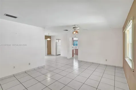 19830 SW 92nd Avenue Cutler Bay FL 33157