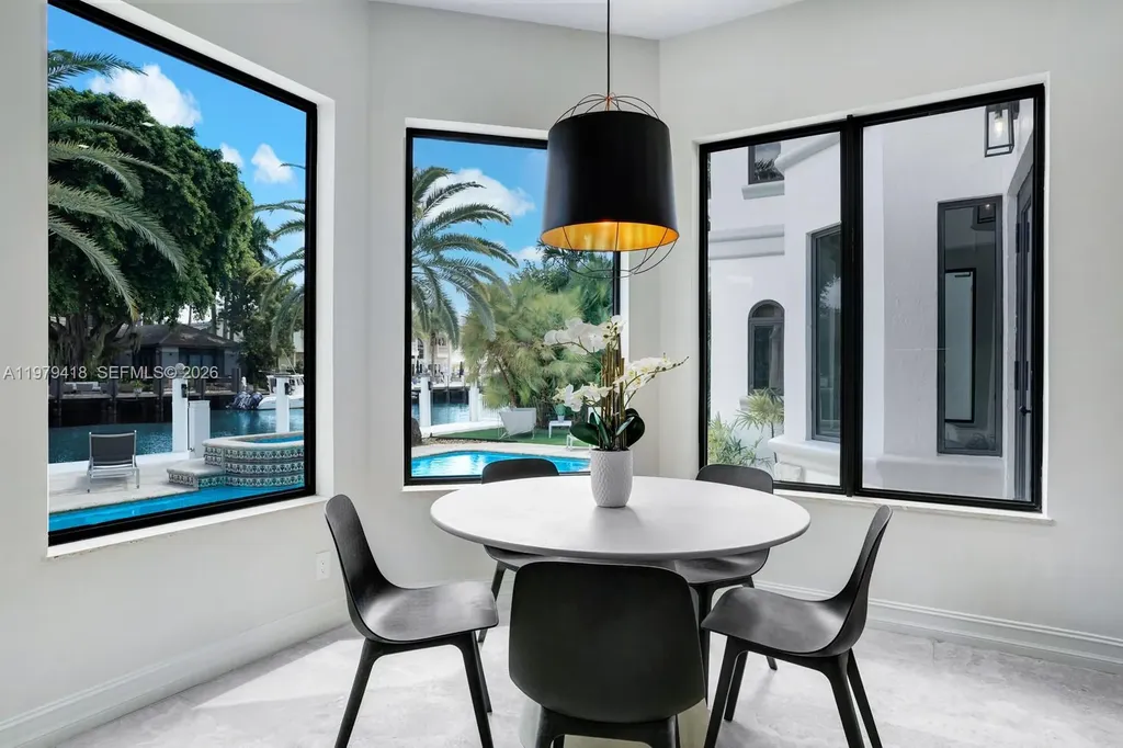 168 Fiesta Way Fort Lauderdale FL 33301
