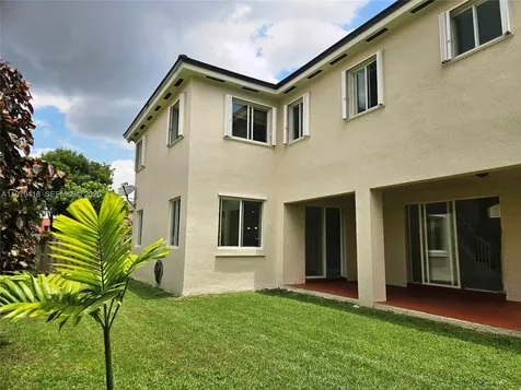 2864 SW 138th Path Miami FL 33175