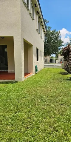 2864 SW 138th Path Miami FL 33175