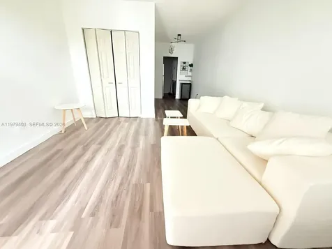 7720 Harding Avenue Miami Beach FL 33141