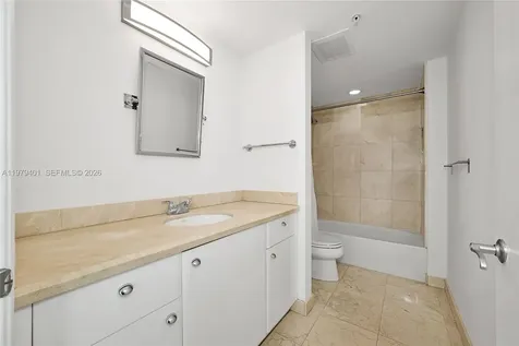 19400 Turnberry Way Aventura FL 33180