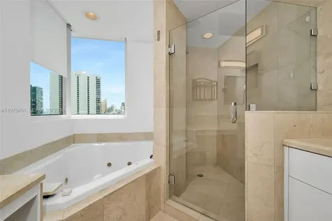 19400 Turnberry Way Aventura FL 33180